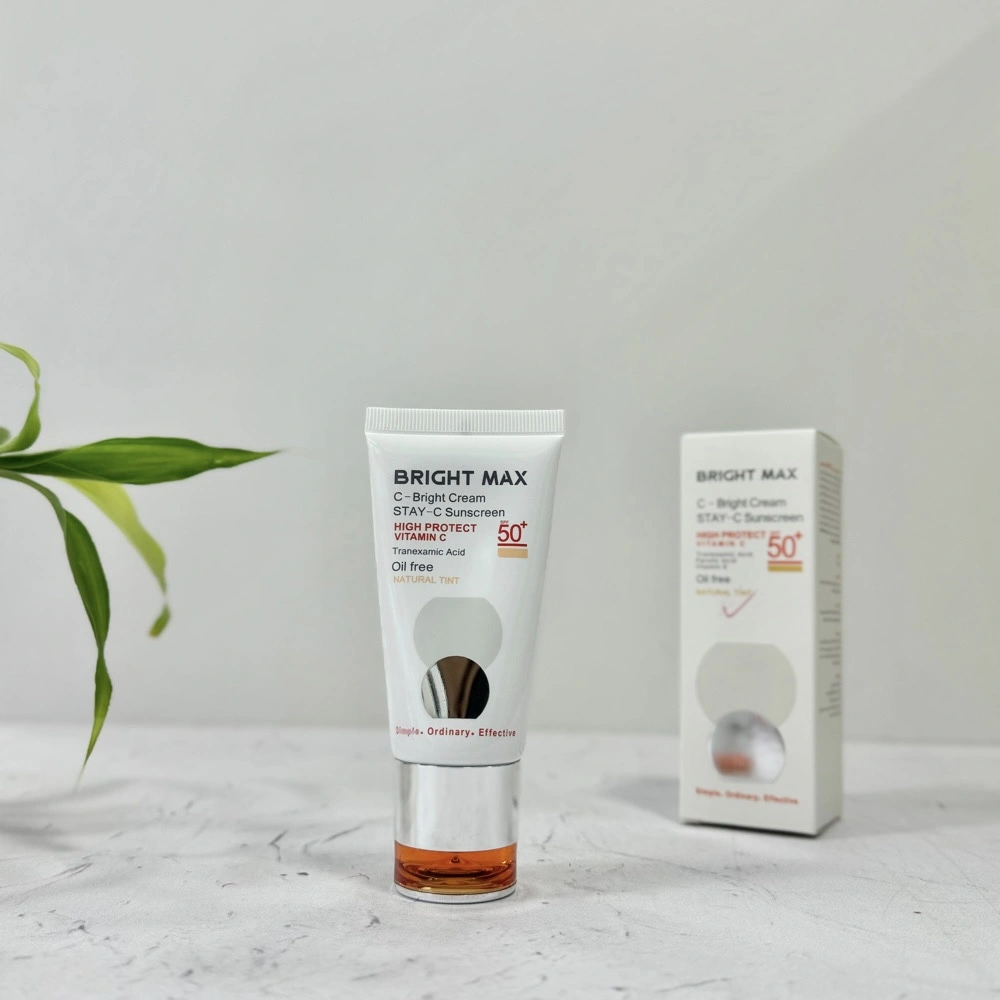 کرم ضد آفتاب ویتامین ث SPF50 برایت مکس رنگ طبیعی